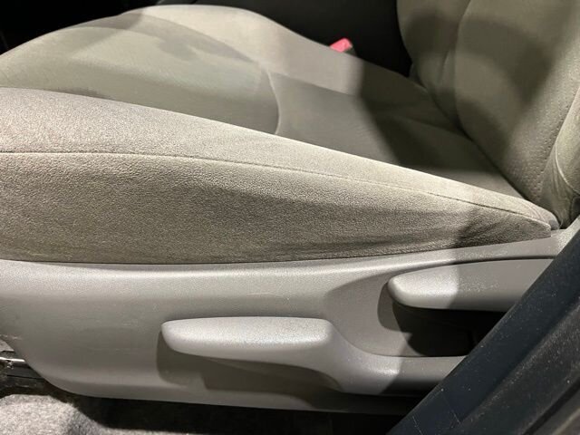 
								2012 Toyota Prius One full									