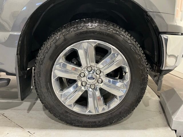 
								2019 Ford F-150 XLT full									