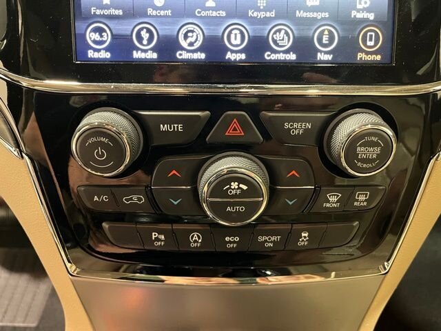 
								2019 Jeep Grand Cherokee Limited full									