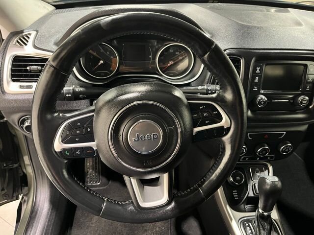 
								2018 Jeep Compass Sport full									