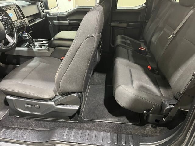 
								2019 Ford F-150 XLT full									