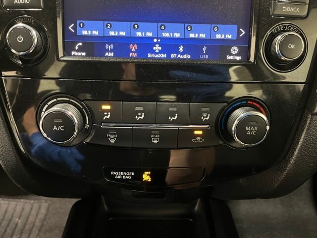 
								2019 Nissan Rogue S full									