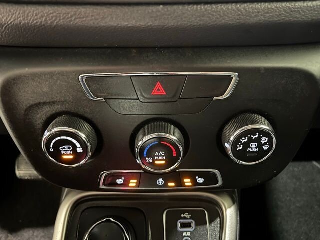 
								2018 Jeep Compass Sport full									