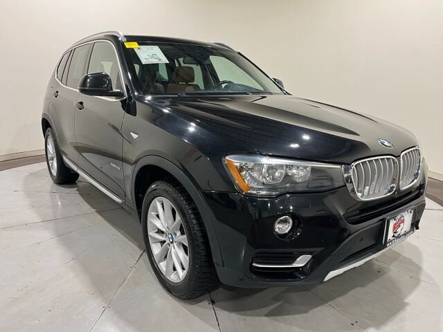 
								2017 BMW X3 xDrive28i w/Navigation full									