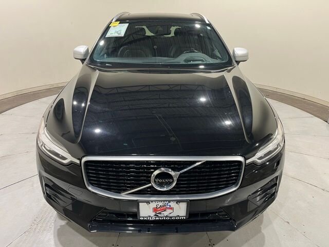 
								2018 Volvo XC60 T5 R-Design full									