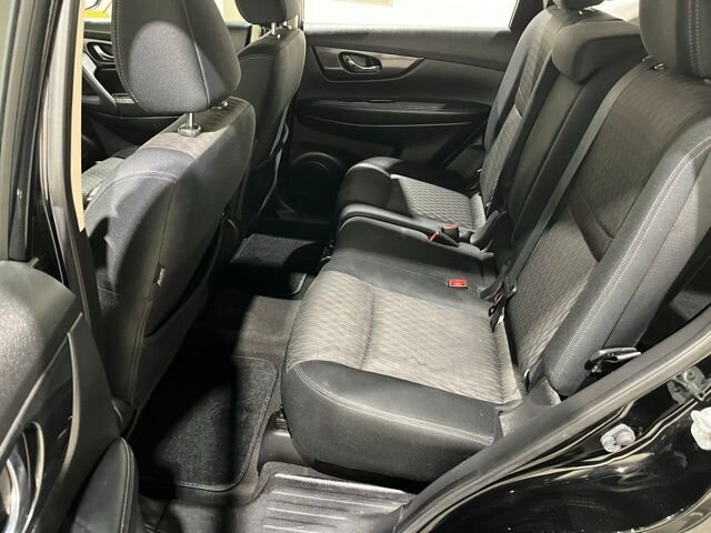 
								2017 Nissan Rogue S full									