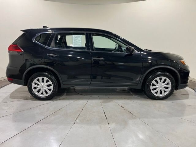 
								2017 Nissan Rogue S full									