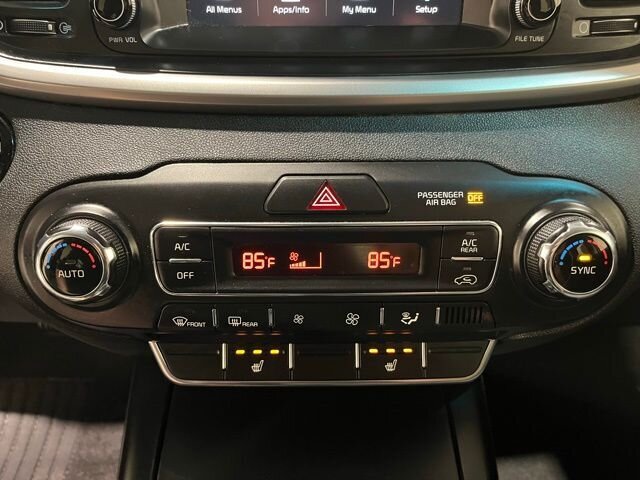 
								2020 Kia Sorento S full									