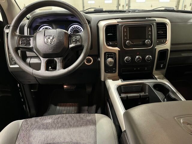 
								2020 RAM 1500 Classic Warlock full									