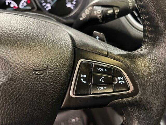 
								2017 Ford Escape Titanium w/ Navigation full									