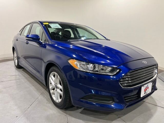 
								2014 Ford Fusion SE full									