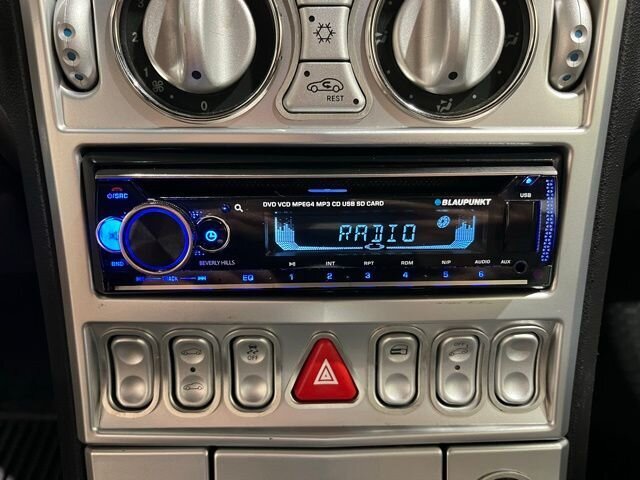 
								2005 Chrysler Crossfire Base full									