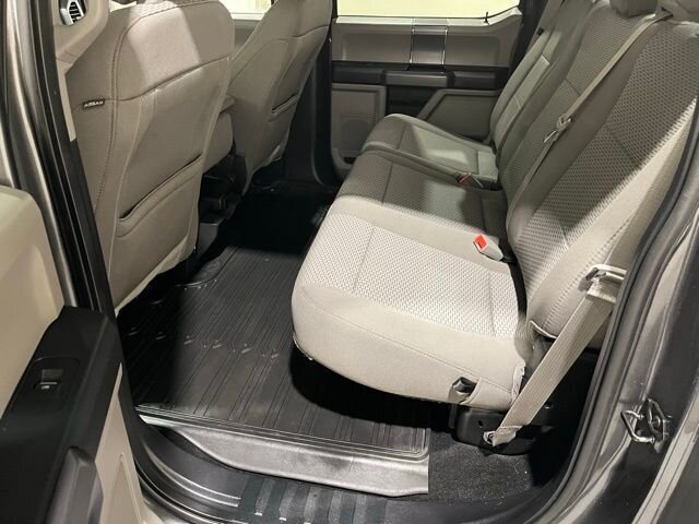 
								2019 Ford F-150 XLT full									