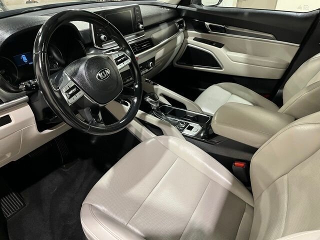 
								2020 Kia Telluride S full									