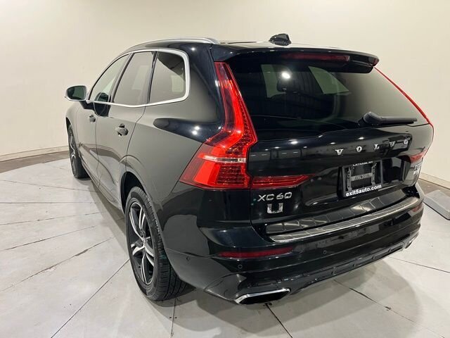 
								2018 Volvo XC60 T5 R-Design full									