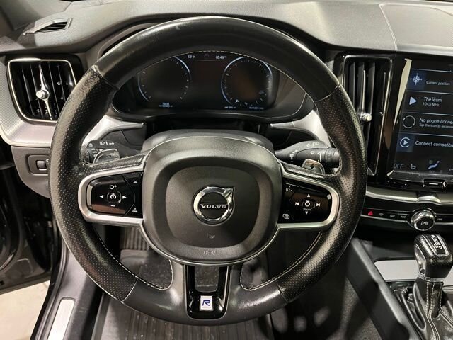 
								2018 Volvo XC60 T5 R-Design full									