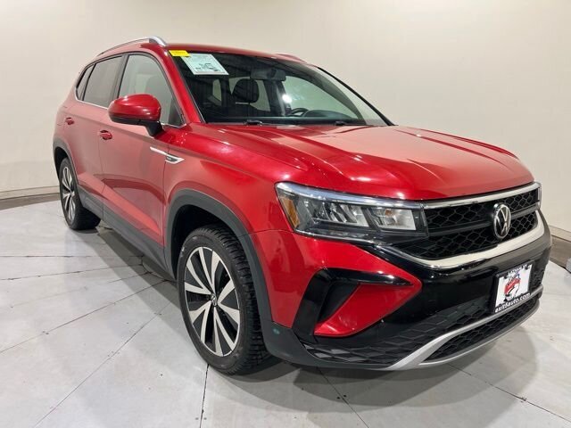 
								2022 Volkswagen Taos 1.5T SE w/Apple Car Play full									