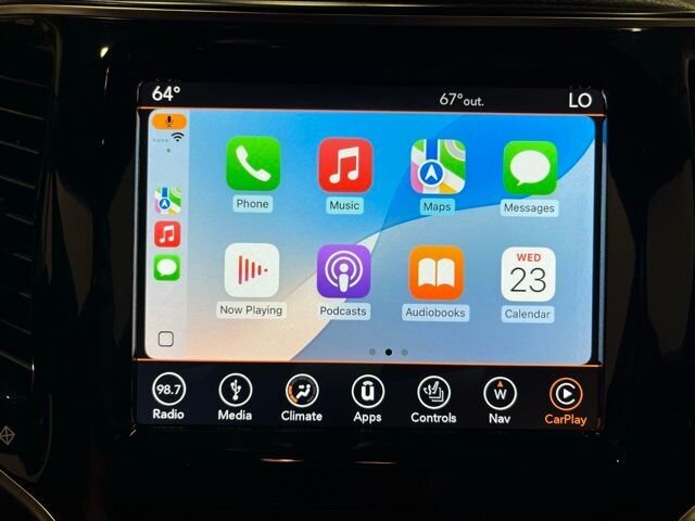 
								2019 Jeep Cherokee Limited w/ Apple Car Play and Navigation full									