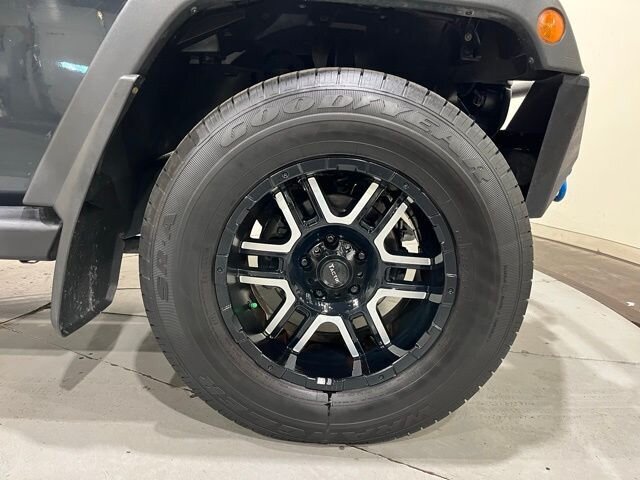 
								2017 Jeep Wrangler Unlimited Sport full									