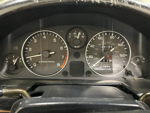
								1993 Mazda MX-5 Miata Base full									