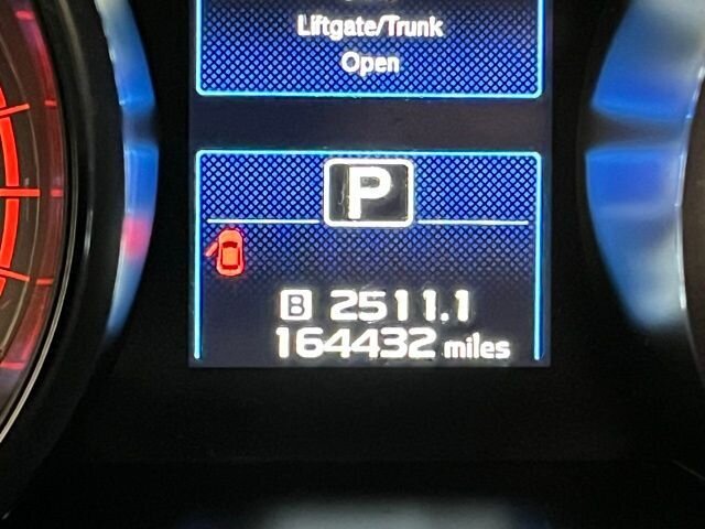 
								2015 Subaru Outback 2.5i full									