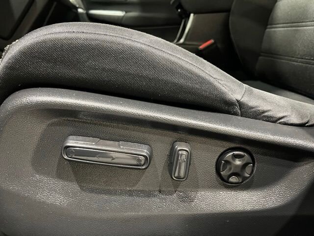 
								2018 Honda CR-V EX w/ Apple Car Play full									