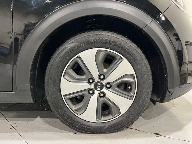 
								2018 Kia Niro Plug-In Hybrid LX w/ Apple Car Play full									