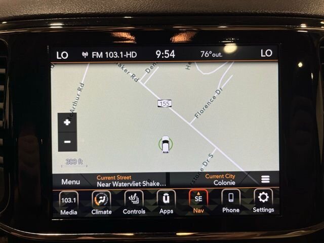 
								2021 Jeep Grand Cherokee Limited w/ Apple Car Play and Navigation full									