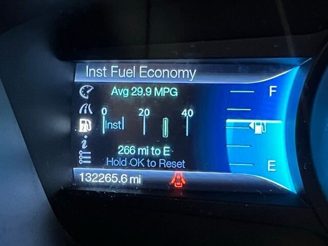 
								2014 Ford Fusion SE full									