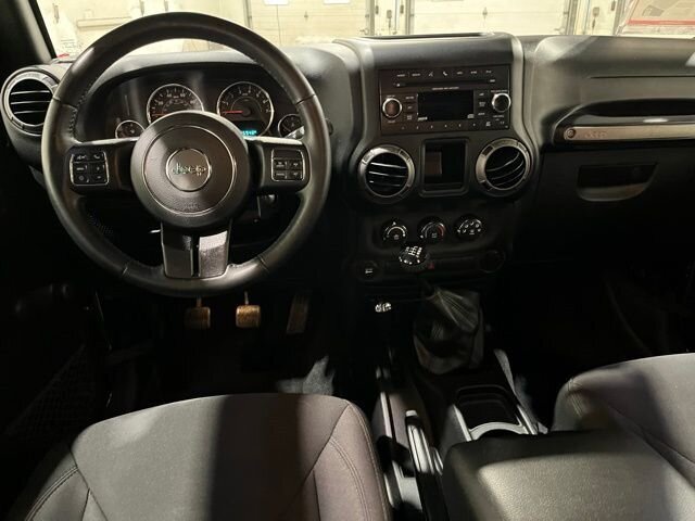 
								2018 Jeep Wrangler JK Unlimited Unlimited Sport full									