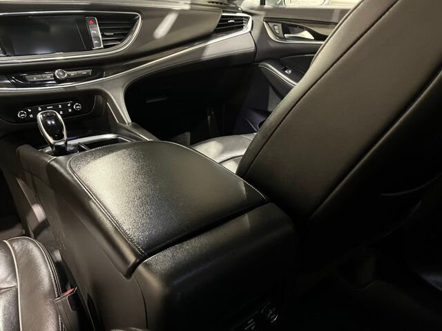 
								2020 Buick Enclave Avenir full									