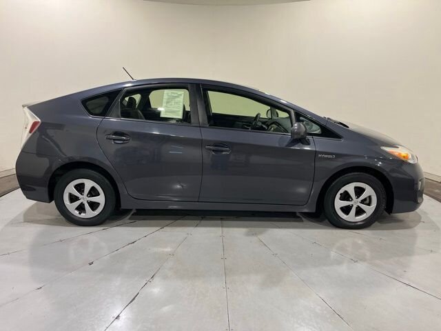 
								2012 Toyota Prius One full									