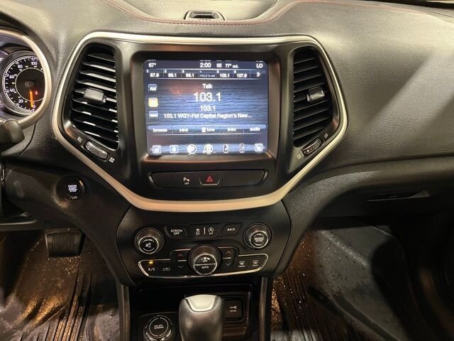 
								2018 Jeep Cherokee Limited full									