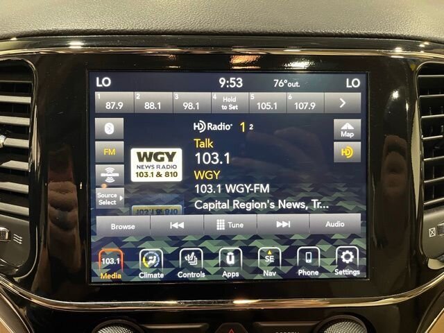 
								2021 Jeep Grand Cherokee Limited w/ Apple Car Play and Navigation full									