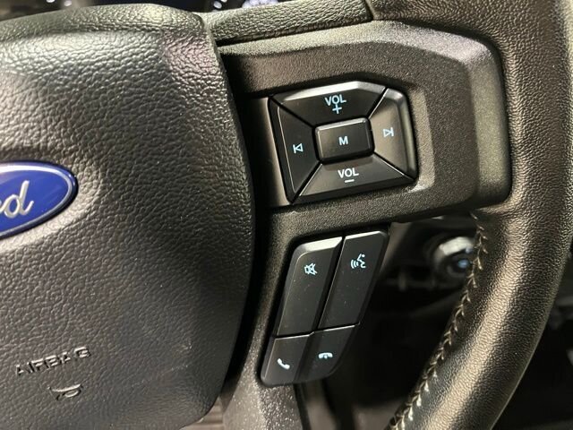 
								2019 Ford F-150 XLT full									