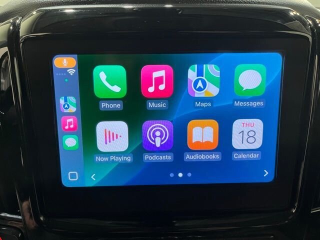 
								2021 Chevrolet Traverse LT w/ Apple Car Play full									