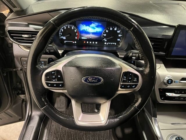 
								2021 Ford Explorer XLT w/ Apple Car Play full									