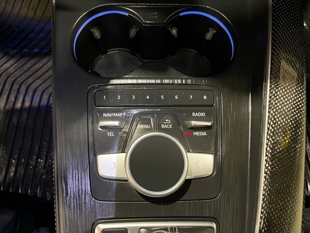 
								2018 Audi S4 3.0T Prestige quattro w/ Apple Car Play and Naviga full									