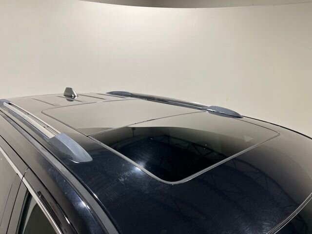 
								2015 Jeep Grand Cherokee Limited w/ Navigation full									