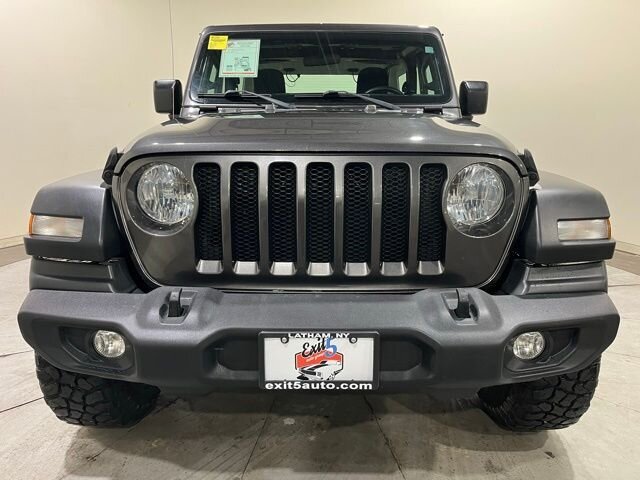 
								2018 Jeep Wrangler Sport full									