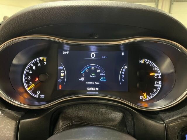 
								2015 Jeep Grand Cherokee Limited w/ Navigation full									