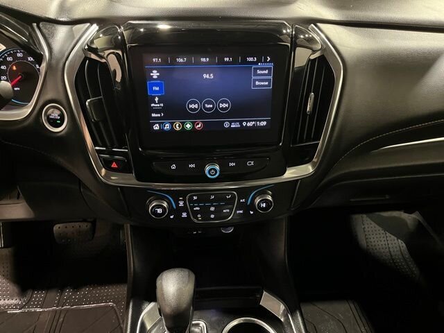 
								2021 Chevrolet Traverse LT w/ Apple Car Play full									