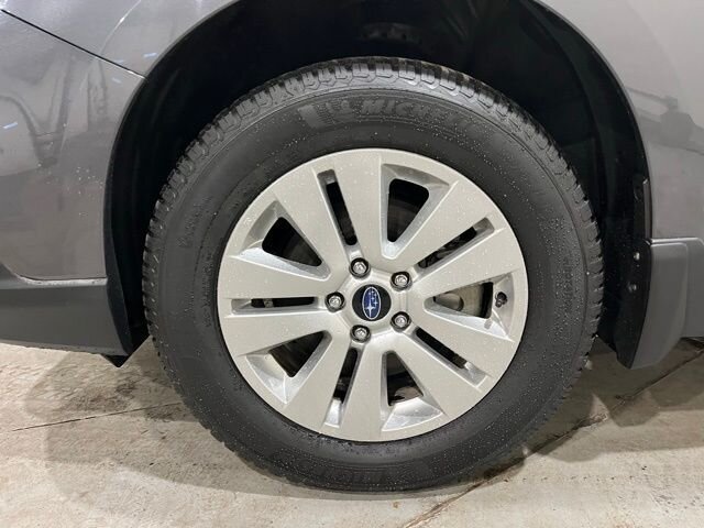 
								2018 Subaru Outback 2.5i Premium w/ Apple Car Play full									