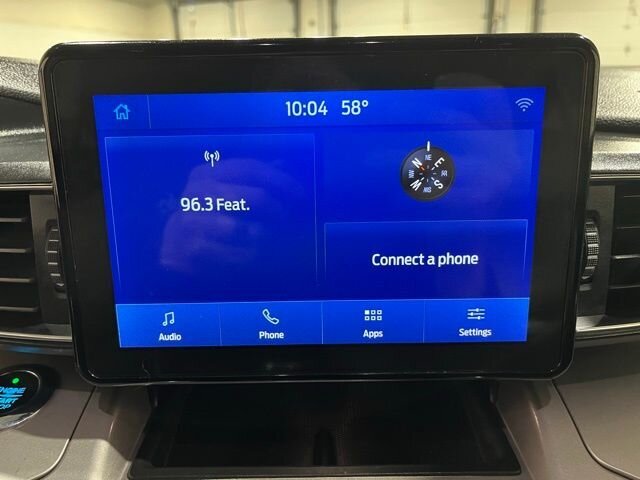 
								2021 Ford Explorer XLT w/ Apple Car Play full									