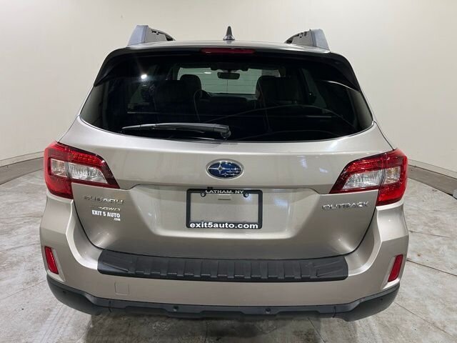 
								2017 Subaru Outback 2.5i Limited w/ Navigation full									