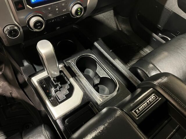 
								2014 Toyota Tundra Limited CrewMax full									