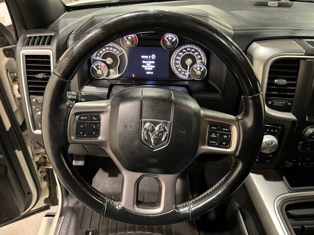 
								2017 RAM 1500 Limited w/ Navigation full									