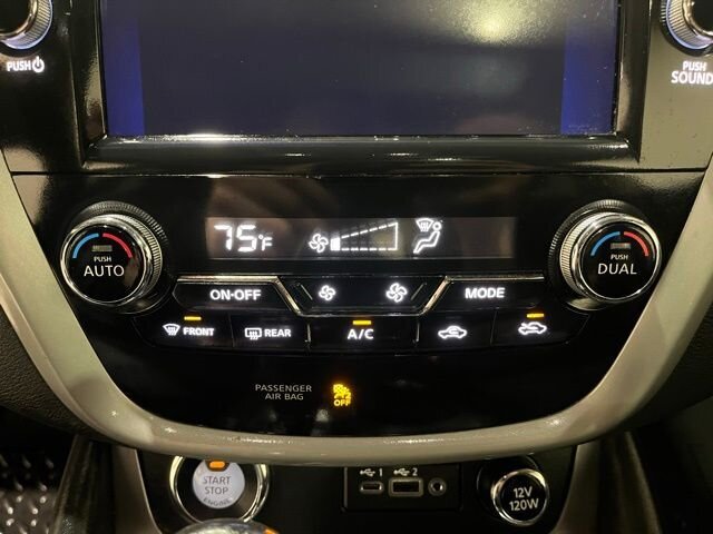 
								2019 Nissan Murano SV w/ Apple Car Play full									