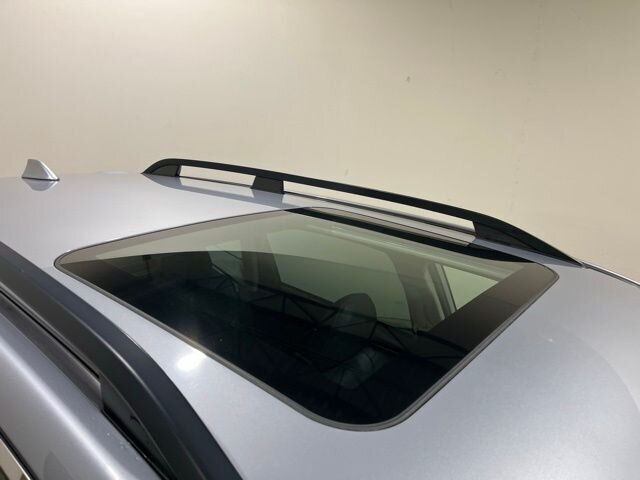 
								2020 Subaru Forester Limited w/ Apple Car Play and Navigation full									