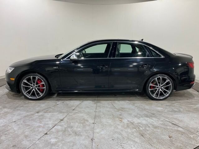 
								2018 Audi S4 3.0T Prestige quattro w/ Apple Car Play and Naviga full									